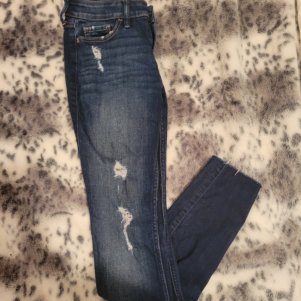 Hollister skinny jeans